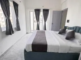 Lavish -2BHK Service Apartment