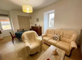 Gîte 4 pers. à Razines avec Parking et Wifi - FR-1-381-647