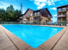 Évian-les-Bains में, होटल Zenitude Evian Les Terrasses du Lac, an Ascend Collection Hotel