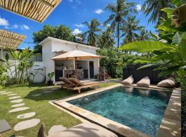 Susurro Villas - New Cozy Bungalow - Private Kitchen - 80Mbps WiFi, hotel en Kuta Lombok