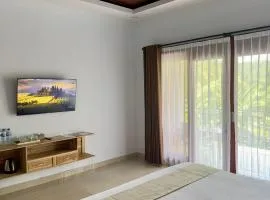 D'Kusuma House Sidemen
