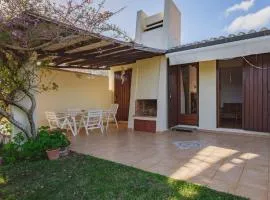 Villa Elena 200m from the beach