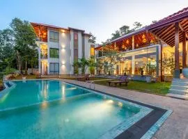 River Shades Hotel
