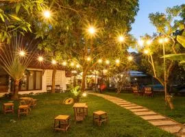 Beautiful 3 Bedroom Tropical Villa, with pool