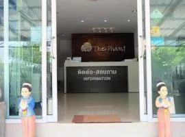 The Phant Hotel