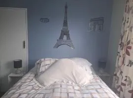 Shared North East Valley apartment