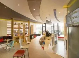 ibis Xi'an First Gaoxin RD