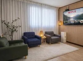 빠레트 White Linen House