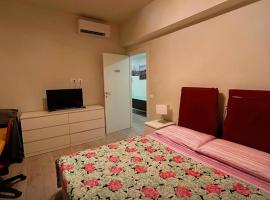 CarloAlberto23- Rooms by Homes in Ancona, hotel Anconában