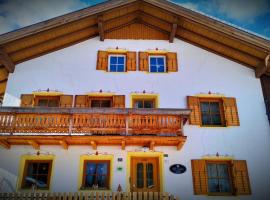 B&B Luggla - sauna in camera, hotel in Predoi