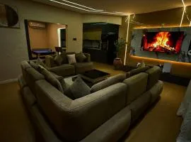 Emiez Apartment and Hotel