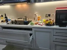 4BR Art Gallery Villa Vimala Hills Sentul