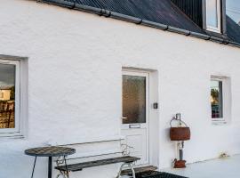 Isle of Skye Cottage, hotell i Kyleakin