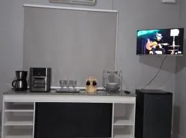 A 3,3 km do Parque do Povo