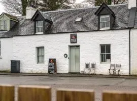 Plockton Distillery Flat