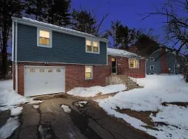 Comfortable Bloomfield 3BR Retreat home