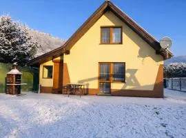 Domek u Hani - domek 6 osobowy, z ogrodem i tarasem, Wisła