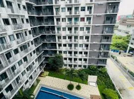 Affordable Condo Staycation Near Airport