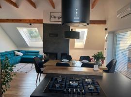 Eden Superior Family Apartment near Terme Paradiso with FREE pool tickets, отель в Добове