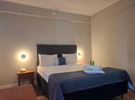 Flat Borges Lagoa Vl Mariana Ibirapuera com garagem UH1007, hotel em São Paulo