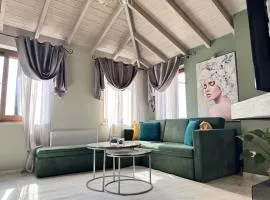 Hemeras Luxury Apartment