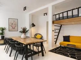 Loft Altstadt mit Sandstein Gewölbe und Parkplatz