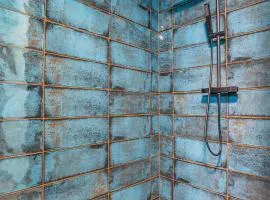 Loftowy Apartament przy stawie z ogrodem blisko Zoo i lasów