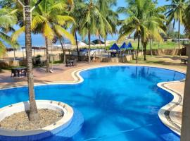Bamboo Beach Resorts, hotel en Paynesville