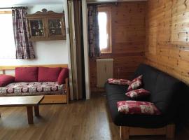 Ambiance Chalet, отель в Тине