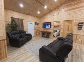 Calera में, होटल Pet Friendly, New Cabin in Charming Calera