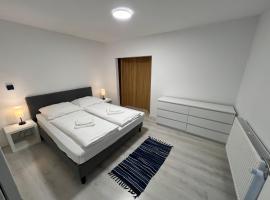 Bungalow near by Playmobil and fair Nuremberg: Zirndorf şehrinde bir otel