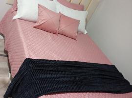 casa aconchegante, próximo ao Studio5, 2 andar, hotel em Manaus