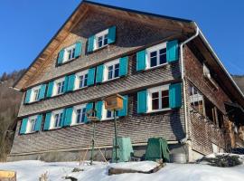 Haus Antonia, hotel di Mellau