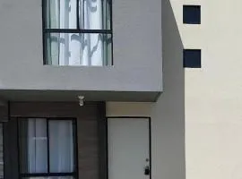 Casa Familiar Privada en Uriangato