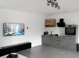 NewYork Apartment in Homburg Modern, Neu & Elegant