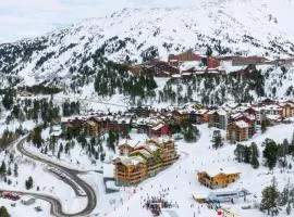 ريزيدنس بيير & فاكانسيز بريميوم أرك 1950 لي فيلاج