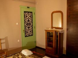 Το σπίτι του παππού, Hotel in Konitsa