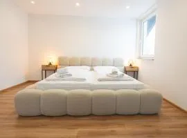 MaMa-Apartments - Netflix, Balkon, Kaffee & Tee, WIFI, Waschmaschine, familienfreundlich, kostenloser Parkplatz - 125 qm