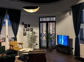 Apartamento histórico con vistas a la iglesia, Casa Giner