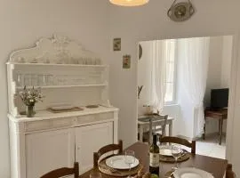 Echoppe Ancienne Boutique de cordonnier avec jardin privé