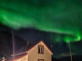 Forhamna - The farmhouse by the sea, hotel a Lyngen