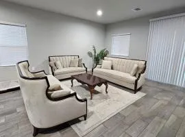 Modern Desert Retreat w AC & Mountain Views