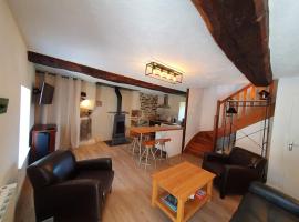 Gîte en pleine nature, proche de Vannes, Hotel in Elven