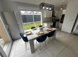 Maison individuelle parking privé et gratuit