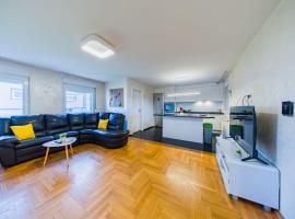 Flex SelfCheckIns 200 - Zagreb - 3 Bedrooms - Two-Story House, Hotel in Zagreb
