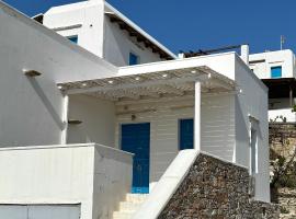 Iosub Houses & Studios - Seaside Summer House in Koumbara, Hotel in Tzamaria