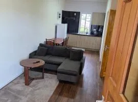 Modern 2-Bedroom Apt STARLINK WIFI AC North Paramaribo