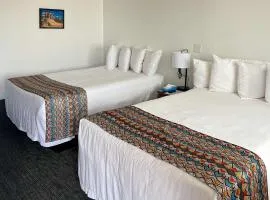 Singing Canyon 2 Queen Room