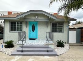 Coastal Calm Casita, Hotel in Long Beach