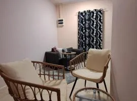 Modern 2BR Apt Kitchen WIFI and AC in North Paramaribo